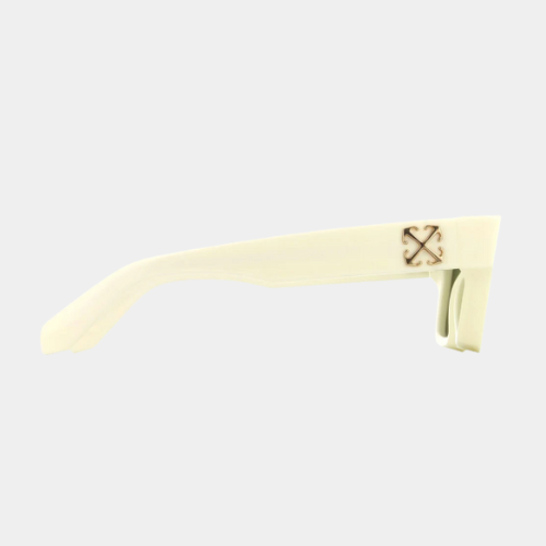 OFF WHITE