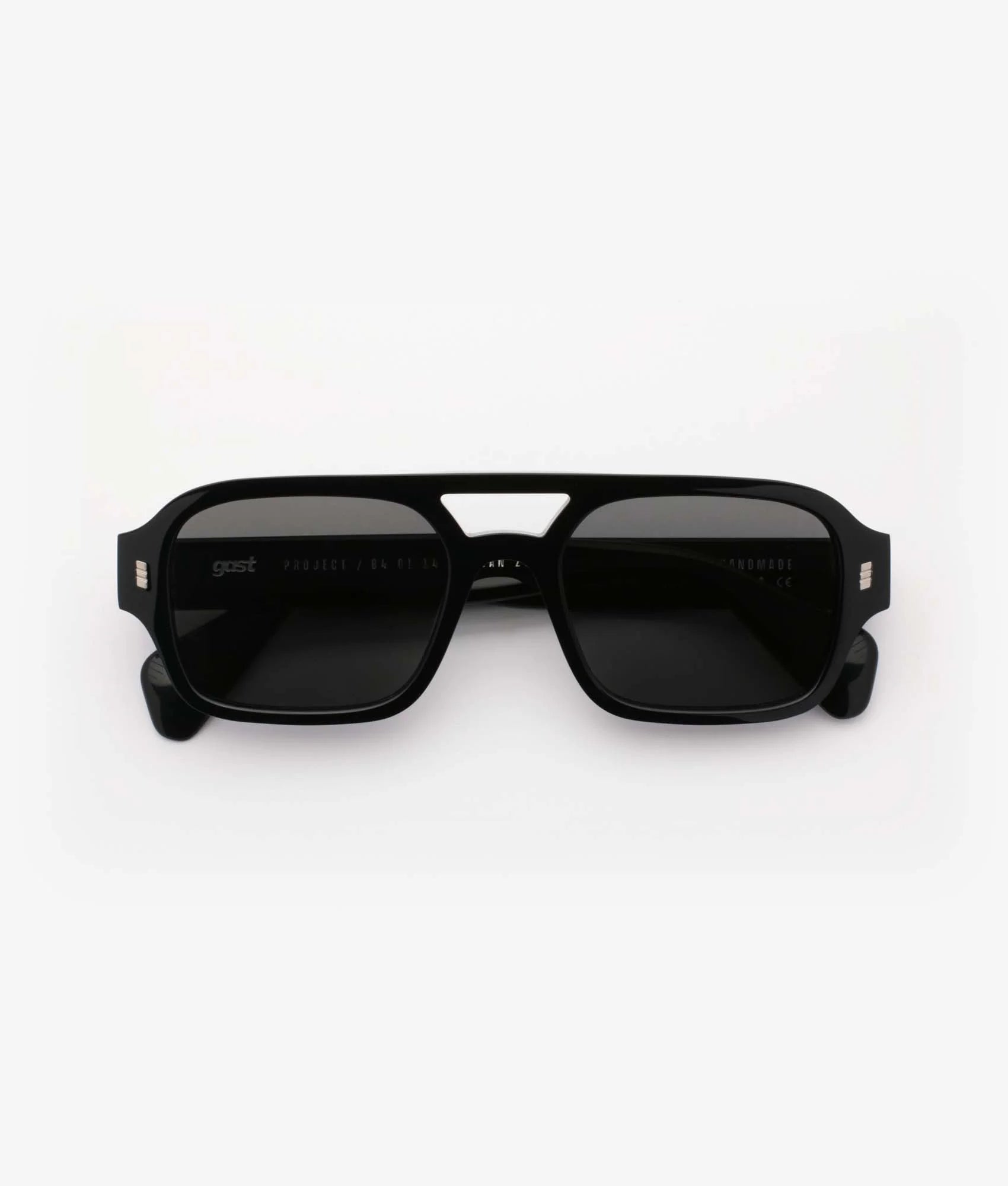 Gast-Serai Black